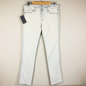 NWT 7 For All Mankind Straight Leg Light Wash Jean 31